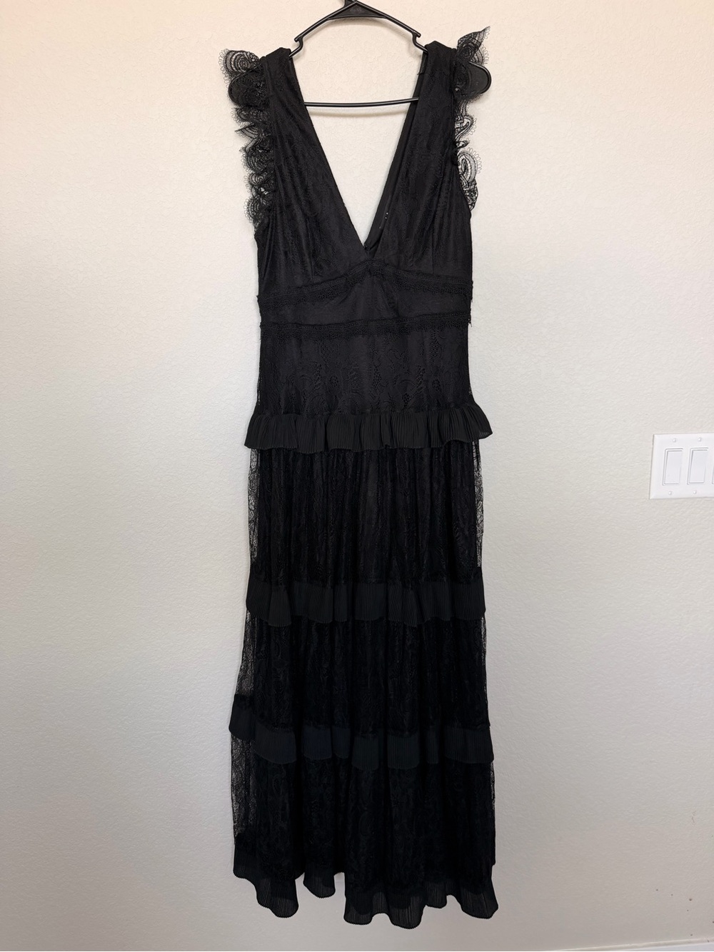 Lulu's Black Lace V-Neck Tiered Maxi Dress - Picture 2 of 4